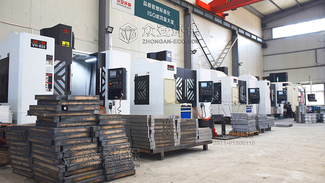 Fabricación y mecanizado de componentes centrales en la fábrica Zhongan Eco